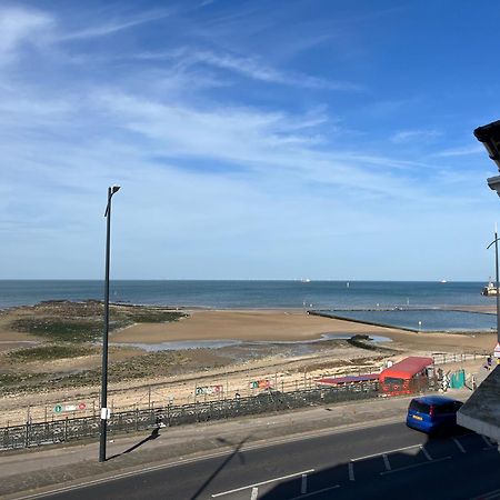 2 Sea View Margate Apartment Exterior photo